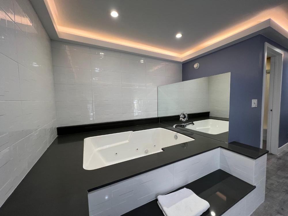Deluxe Inn Hawthorne/ LAX